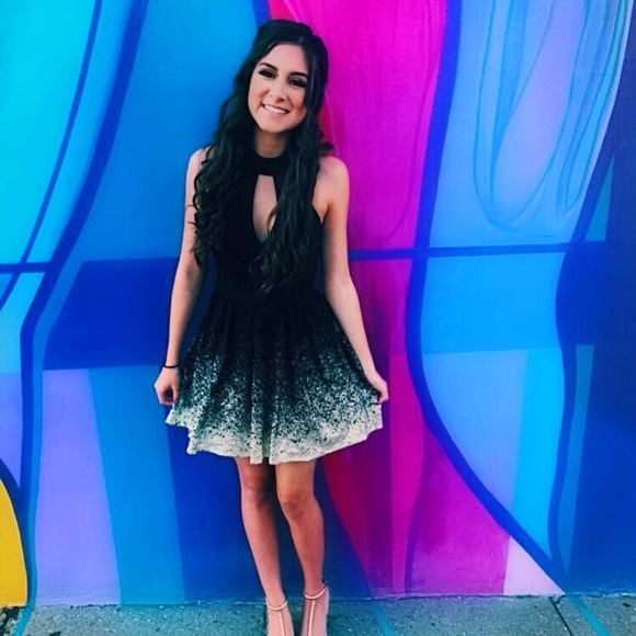 Dresses & Skirts - Homecoming Dress